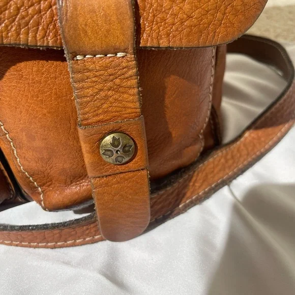 Patricia Nash Tan Leather Studded Crossbody Bag - Picture 14 of 16
